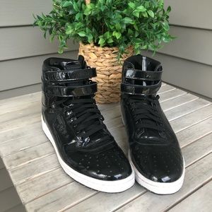 Mens Patent Leather Pumas